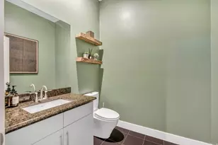 748 N 300 W, Salt Lake City, UT 84103 - Photo 7