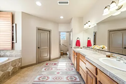 1112 W Sapphire, Diamond Valley, UT 84770 - Photo 29