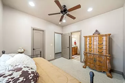 1112 W Sapphire, Diamond Valley, UT 84770 - Photo 41