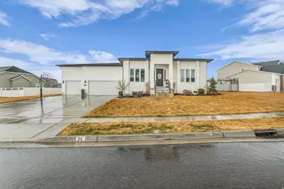 34 W 2250 S, Kaysville, UT 84037 - Photo 1