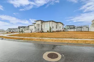 34 W 2250 S, Kaysville, UT 84037 - Photo 3