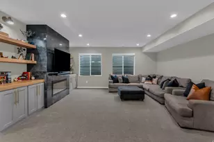 34 W 2250 S, Kaysville, UT 84037 - Photo 23