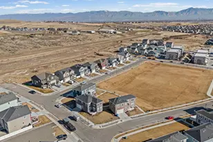 7163 W Kelsey Peak Ln S, West Jordan, UT 84081 - Photo 27