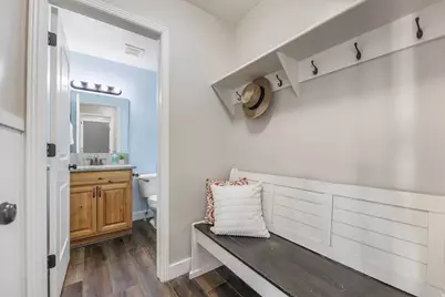 1996 S 1675 W, Syracuse, UT 84075 - Photo 17