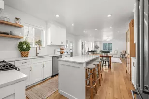 411 E Daybreak Dr N, Pleasant Grove, UT 84062 - Photo 11