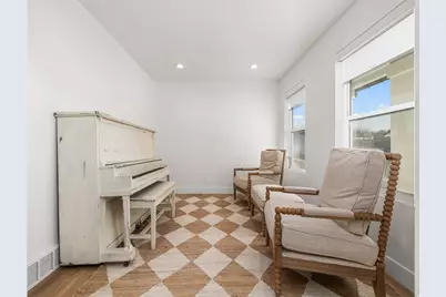 411 E Daybreak Dr N, Pleasant Grove, UT 84062 - Photo 3