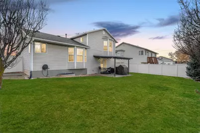 1571 N 160 W, Layton, UT 84041 - Photo 29