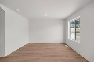 4018 S Walnut Bark Ln, Mapleton, UT 84664 - Photo 5