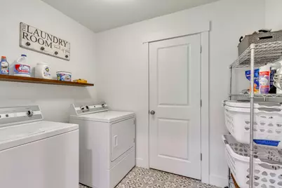 2079 W 1715 S, West Haven, UT 84401 - Photo 29