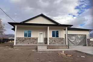 467 W 500 S, Mount Pleasant, UT 84647 - Photo 1