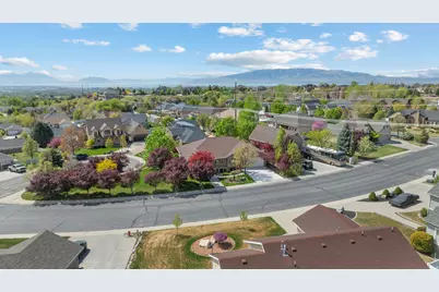 3957 W Honey Locust Ln, Cedar Hills, UT 84062 - Photo 51