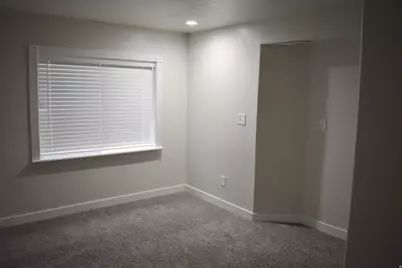 112 W Crystal Bay Dr, Stansbury Park, UT 84074 - Photo 21