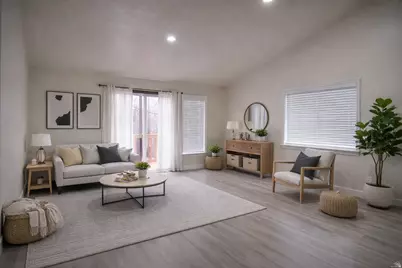 112 W Crystal Bay Dr, Stansbury Park, UT 84074 - Photo 9