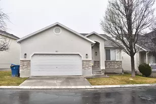 112 W Crystal Bay Dr, Stansbury Park, UT 84074 - Photo 1