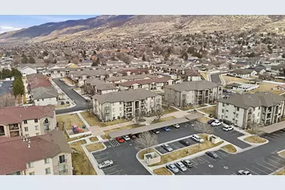 281 W 650 N #B, Centerville, UT 84014 - Photo 45