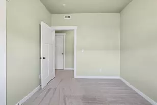 281 W 650 N, Centerville, UT 84014 - Photo 25