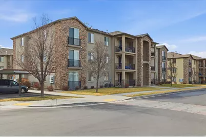 281 W 650 N #B, Centerville, UT 84014 - Photo 35
