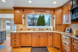 9972 S Eden View Ct W, South Jordan, UT 84095 - Photo 11