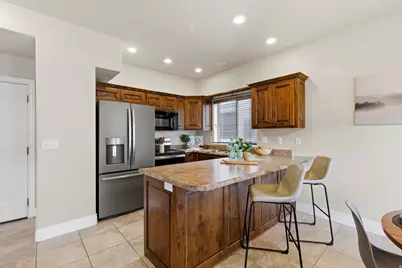 1542 E Shadow Dr, Eagle Mountain, UT 84005 - Photo 5