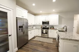 3242 W Harvest Chase Dr, South Jordan, UT 84095 - Photo 5