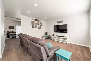 6081 W Haven Ridge Way N, West Valley, UT 84128 - Photo 5