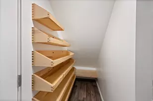 8485 S Harvard Park Dr, Sandy, UT 84094 - Photo 21