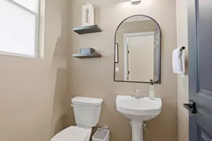 181 E Mountain Peak Dr S, Draper, UT 84020 - Photo 7