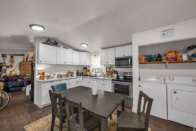 2691 E 50 S, Saint George, UT 84790 - Photo 3