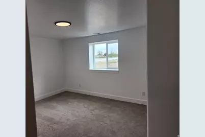 5957 W 4700 S, Hooper, UT 84315 - Photo 9