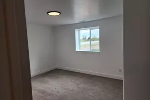 5957 W 4700 S, Hooper, UT 84315 - Photo 9