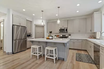 365 S Mountain Rd, Fruit Heights, UT 84037 - Photo 15