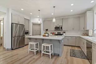 365 S Mountain Rd, Fruit Heights, UT 84037 - Photo 15