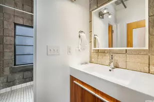 360 W Broadway S, Salt Lake City, UT 84101 - Photo 13