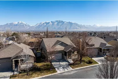11181 S Village Grove Ln, South Jordan, UT 84095 - Photo 37