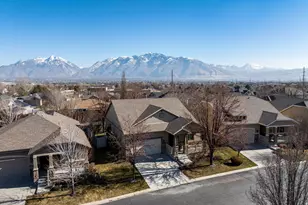 11181 S Village Grove Ln, South Jordan, UT 84095 - Photo 37