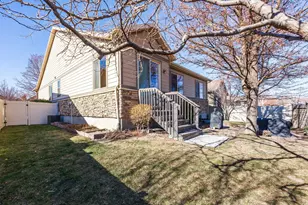 11181 S Village Grove Ln, South Jordan, UT 84095 - Photo 29