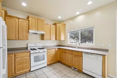 5067 W White Diamond Way, West Valley, UT 84120 - Photo 7