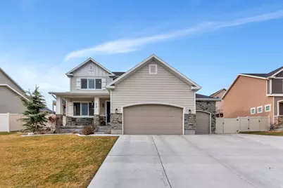 213 W Wildwood Dr, Saratoga Springs, UT 84045 - Photo 1