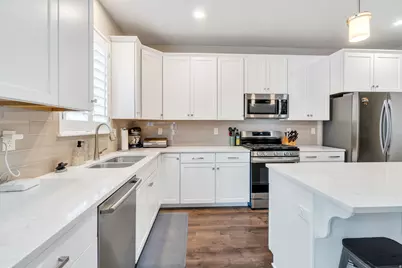 213 W Wildwood Dr, Saratoga Springs, UT 84045 - Photo 11