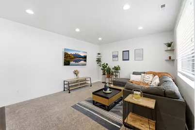 2126 W Lydia Ln, Syracuse, UT 84075 - Photo 7