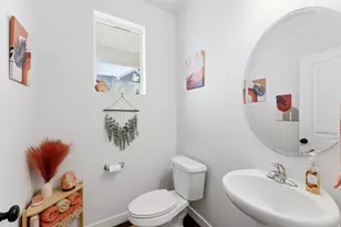 2126 W Lydia Ln, Syracuse, UT 84075 - Photo 11