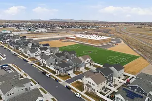 2126 W Lydia Ln, Syracuse, UT 84075 - Photo 23