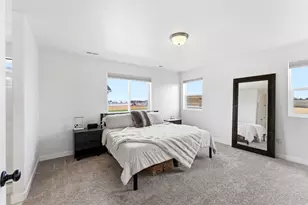 2126 W Lydia Ln, Syracuse, UT 84075 - Photo 15