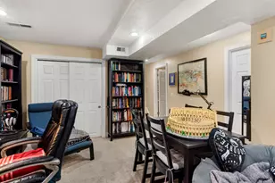 2170 E Borg Ct, Sandy, UT 84092 - Photo 33