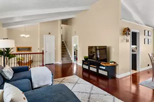 2170 E Borg Ct, Sandy, UT 84092 - Photo 7