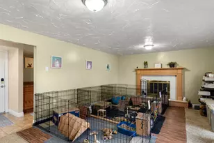 2170 E Borg Ct, Sandy, UT 84092 - Photo 21