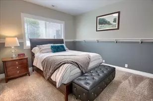 1653 E Crescent View Circle Circle, Sandy, UT 84092 - Photo 23