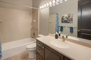 1653 E Crescent View Circle Circle, Sandy, UT 84092 - Photo 15