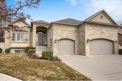 1653 E Crescent View Circle Cir, Sandy, UT 84092 - Photo 3