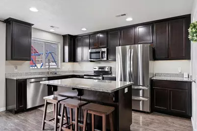 3570 S Creek Side Ln, Syracuse, UT 84075 - Photo 3